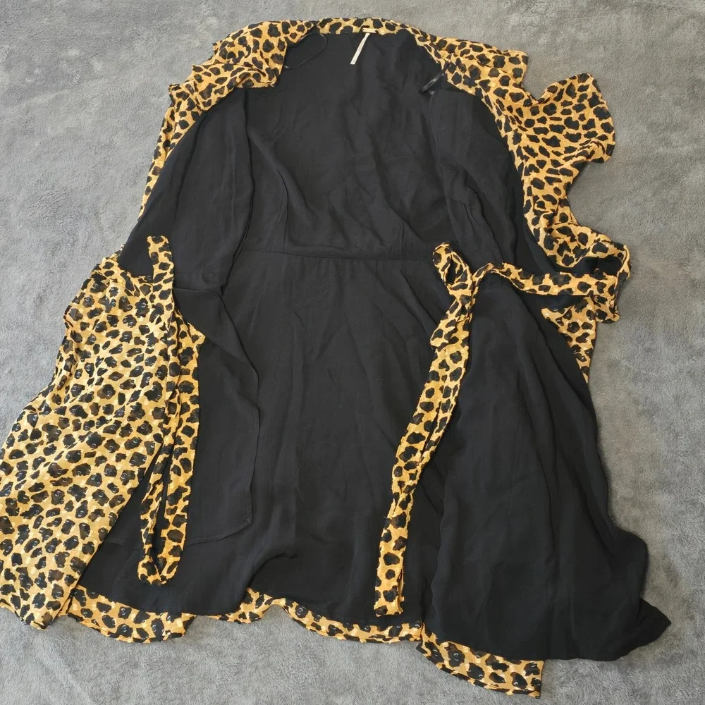Free People Leopard Print Long Sleeve Mini Wrap‎ Dress Ruffle Hem V-Neck Burnout